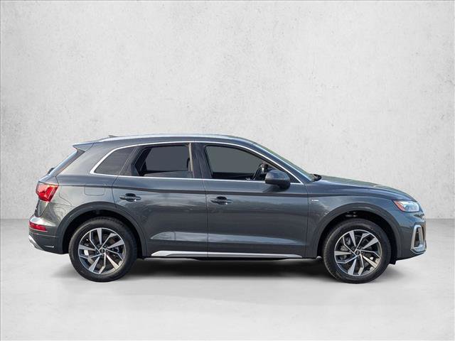 Used 2023 Audi Q5 2.0T Premium Plus w/ Premium Plus Package AWD/4WD image 4