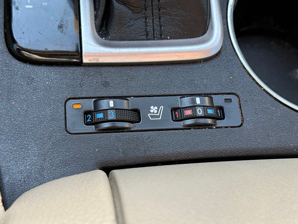 Used 2019 Toyota Highlander Limited Platinum w/ Protection Package #3 AWD/4WD image 8