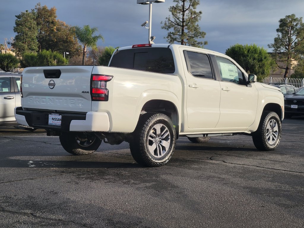New 2026 Nissan Frontier SV w/ Tow Package AWD/4WD image 2