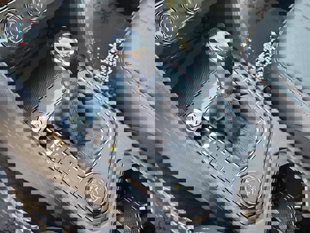 Used 2024 Volkswagen Tiguan Wolfsburg Edition image 23