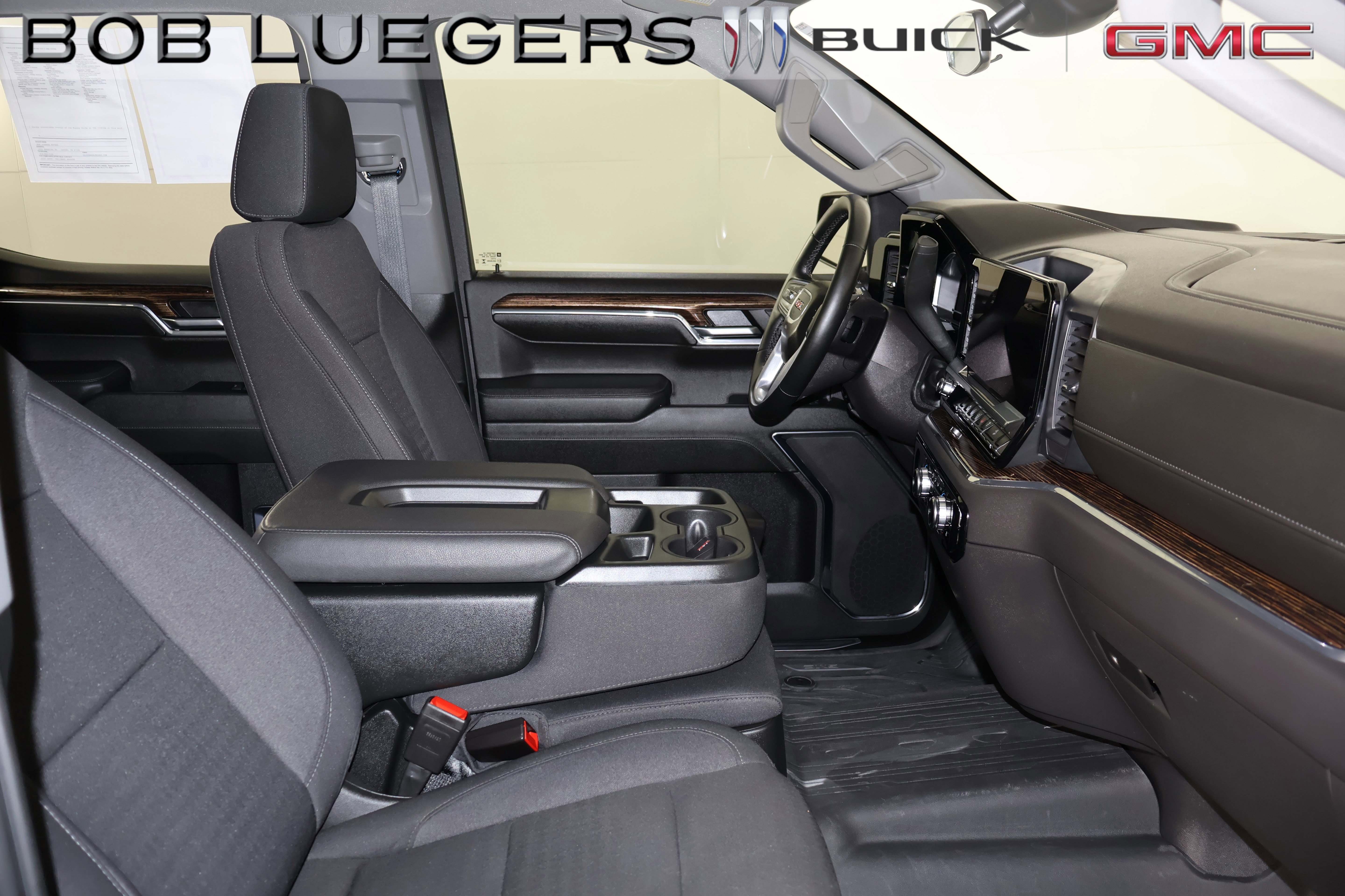 Certified 2024 GMC Sierra 1500 Elevation image 24