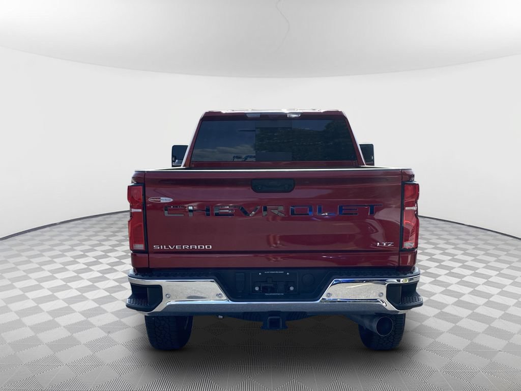 Used 2025 Chevrolet Silverado 2500 LTZ w/ LTZ Premium Package AWD/4WD image 7