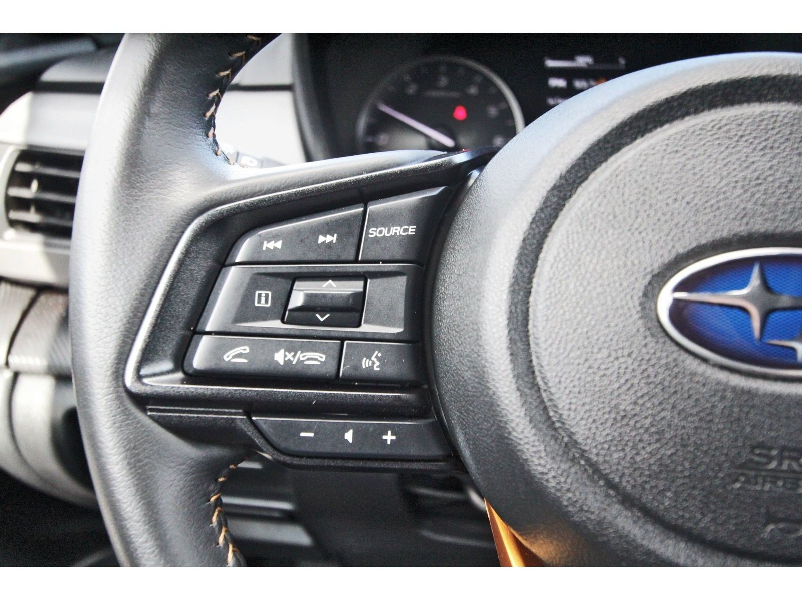 Used 2024 Subaru Crosstrek 2.5i Wilderness w/ Crosstrek Mirror Package AWD/4WD image 15