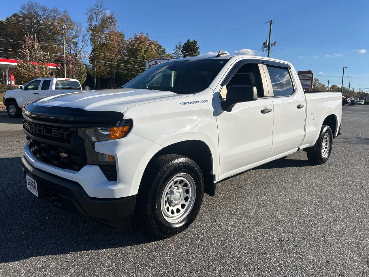 Used 2023 Chevrolet Silverado 1500 W/T w/ WT Value Package image 3