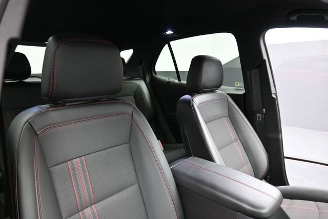 Used 2024 Chevrolet Equinox RS FWD image 28
