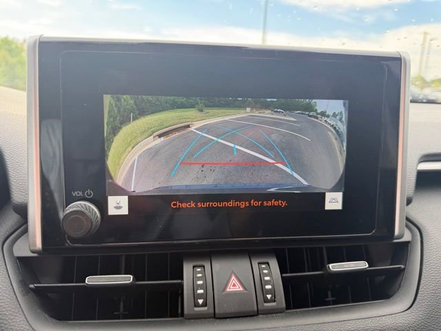 Used 2024 Toyota RAV4 XLE Premium FWD image 17