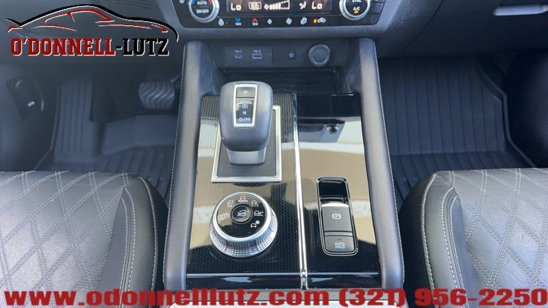 Used 2023 Mitsubishi Outlander SEL FWD image 29