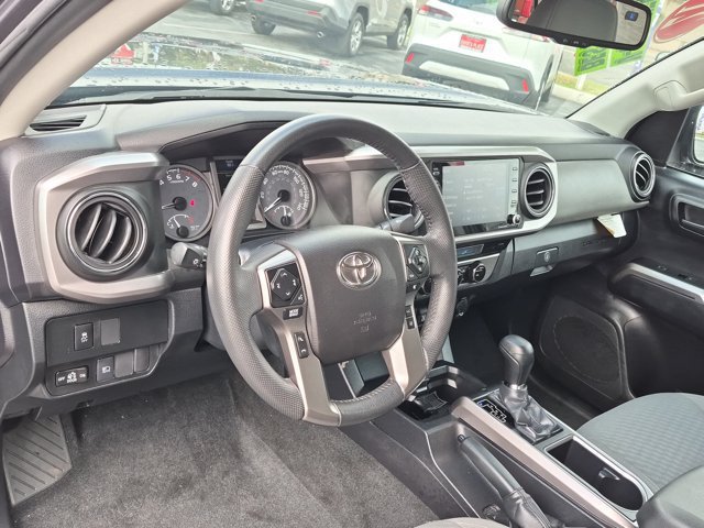 Used 2021 Toyota Tacoma SR5 RWD image 17