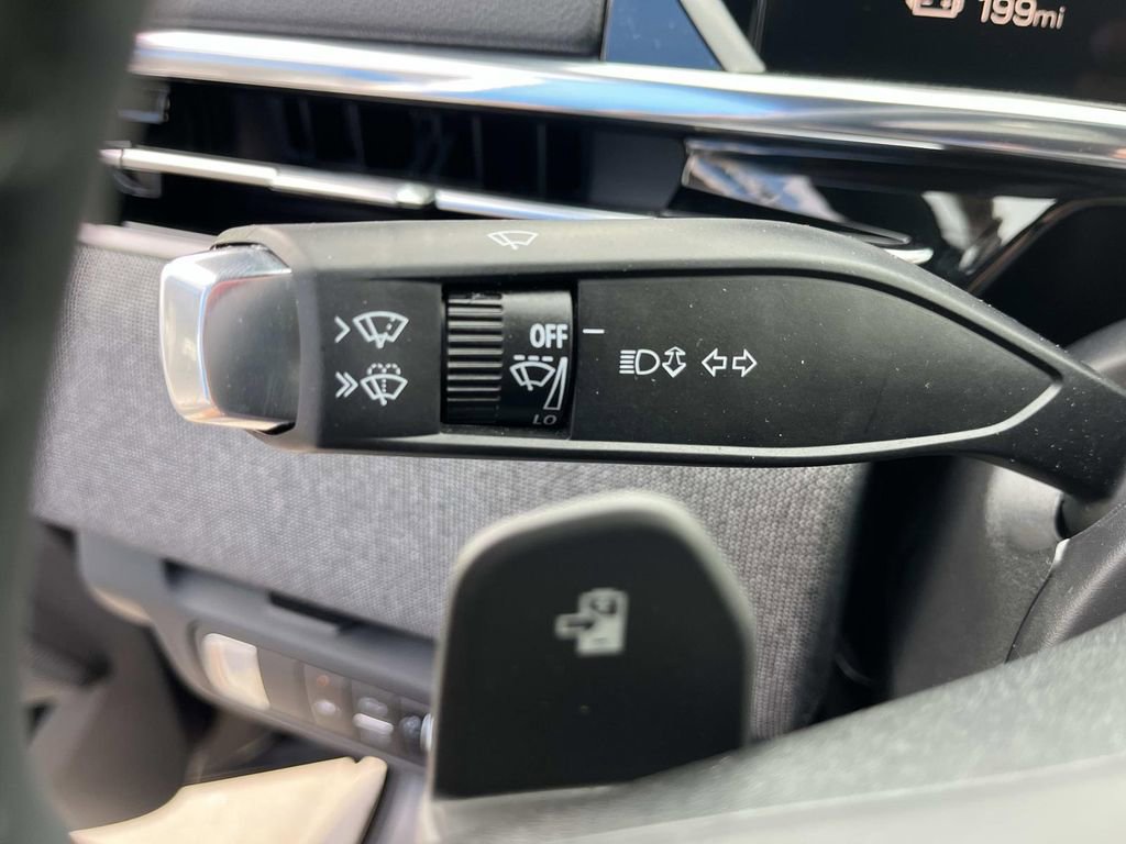 New 2026 GMC Sierra EV Elevation w/ LPO, Elevation Dark Package image 21