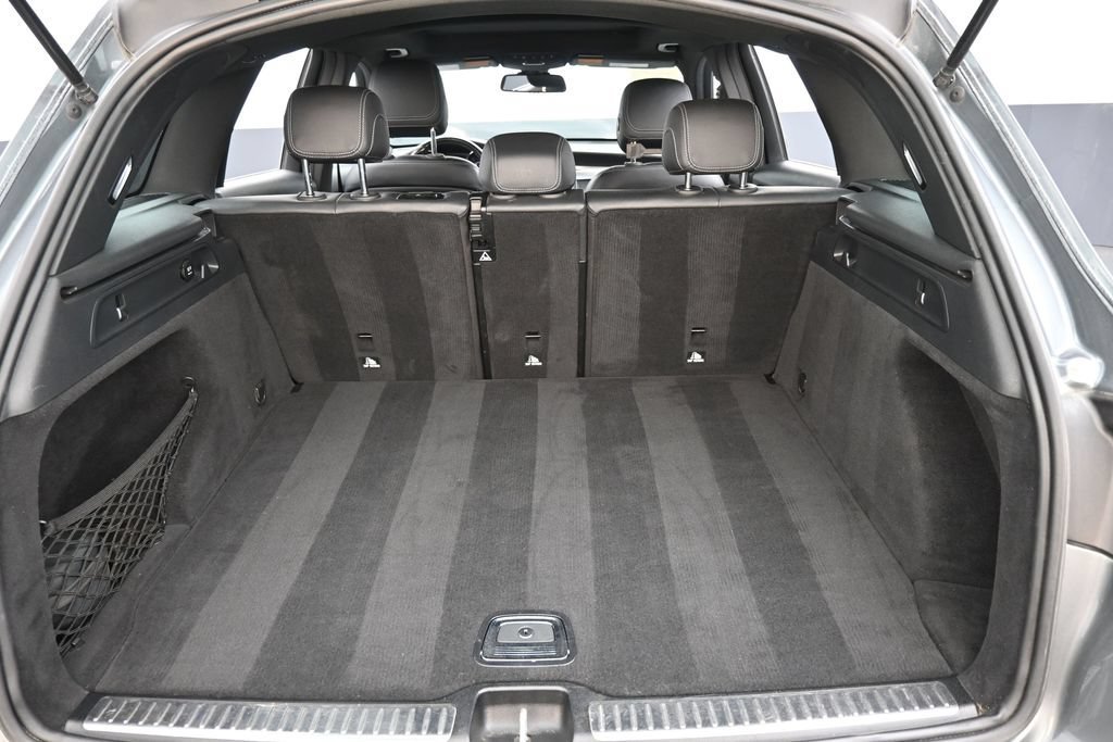 Used 2017 Mercedes-Benz GLC 300 4MATIC image 29