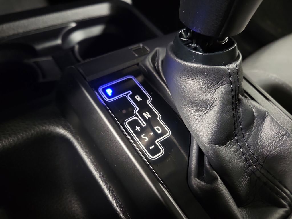 Used 2022 Toyota Tacoma SR image 15