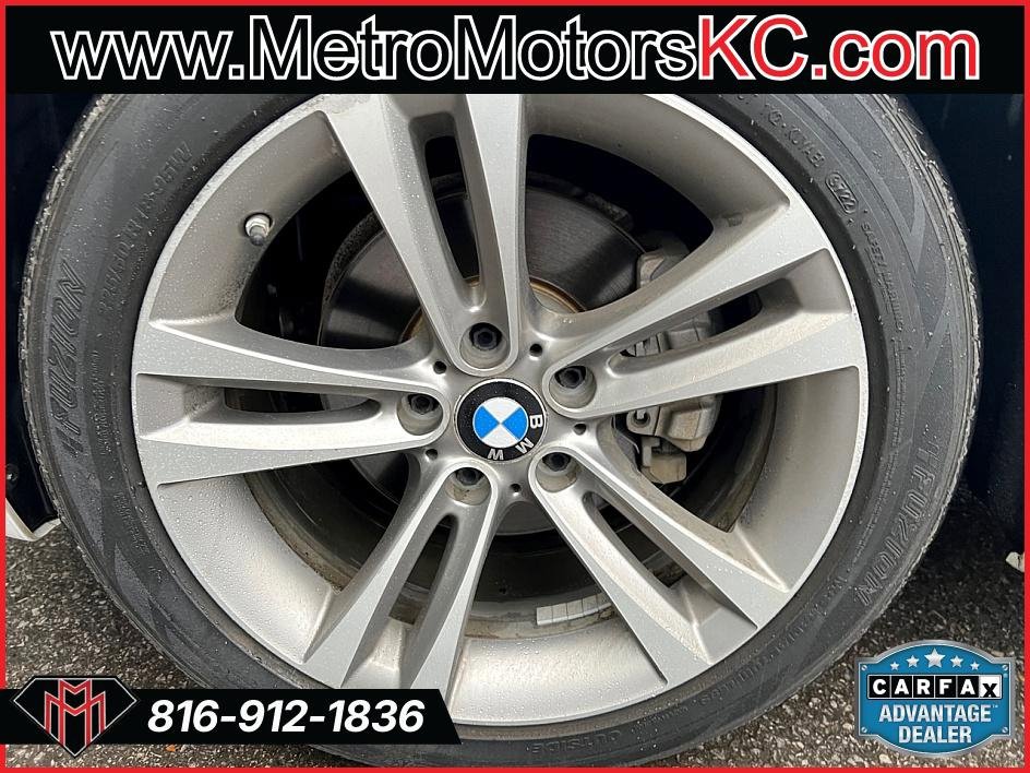 Used 2018 BMW 330i Gran Turismo xDrive image 11