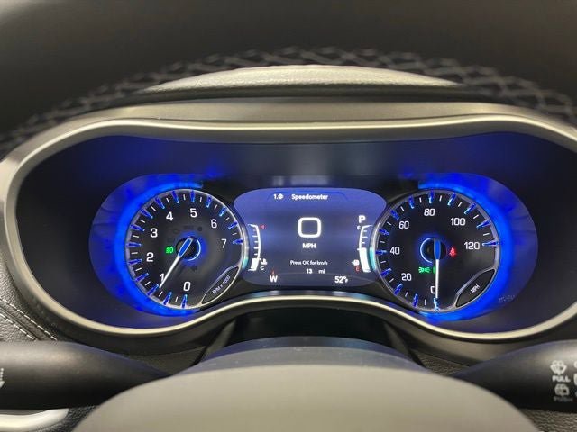 New 2026 Chrysler Pacifica Select AWD/4WD image 21