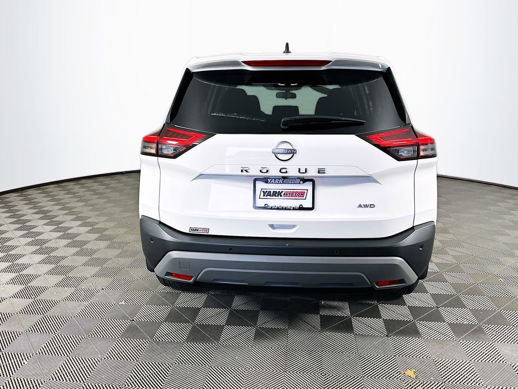 Certified 2023 Nissan Rogue S AWD/4WD image 9