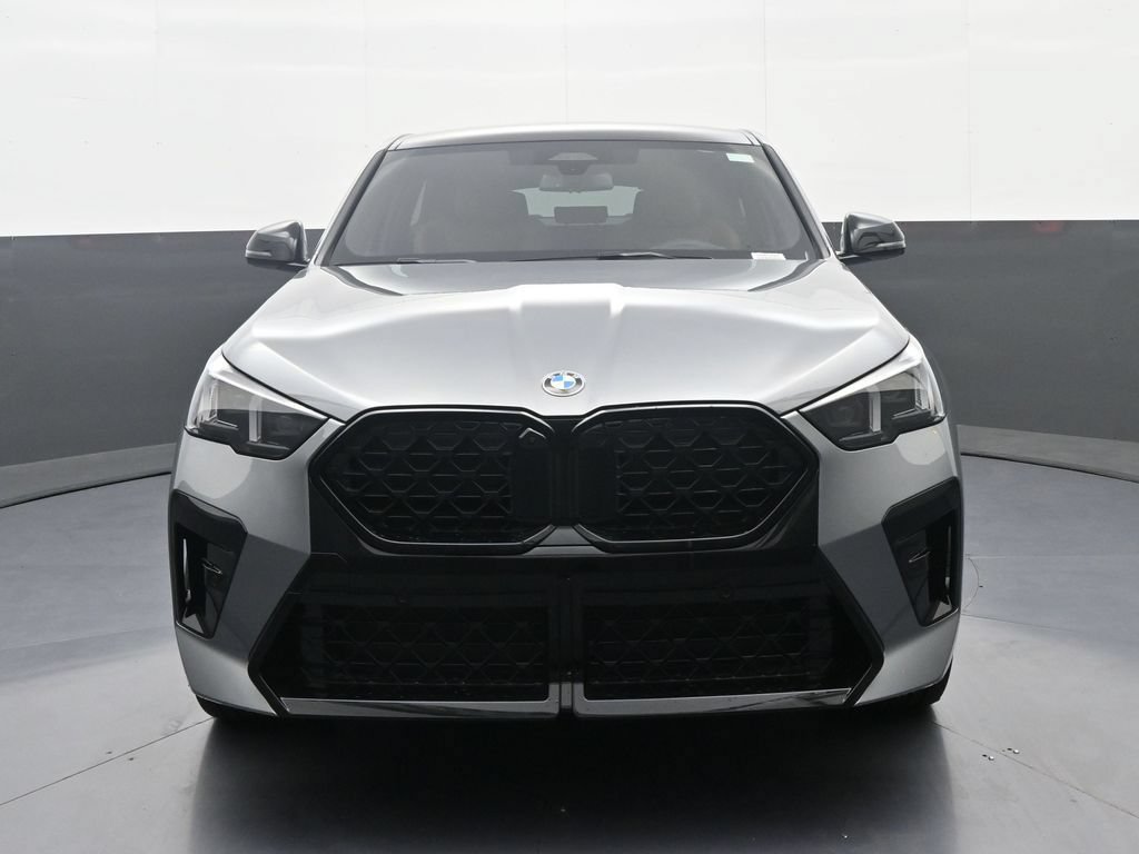 New 2026 BMW X2 xDrive28i w/ Technology Package AWD/4WD image 2