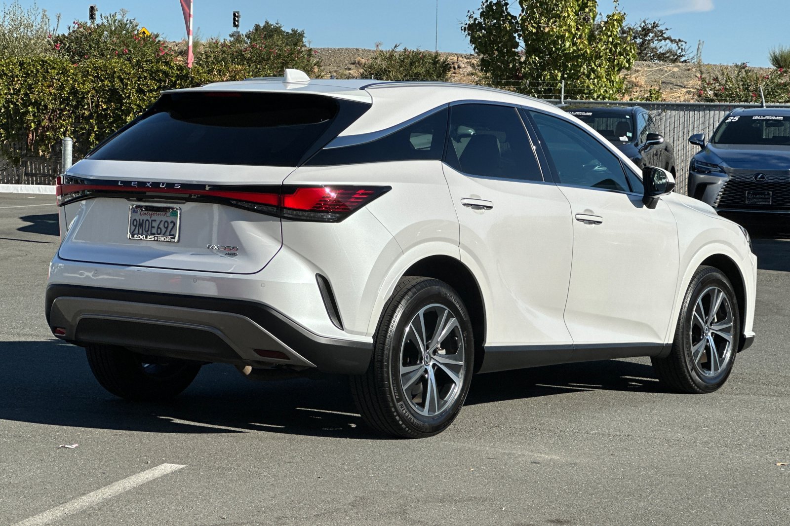 Used 2024 Lexus RX 350 Premium w/ Convenience Package AWD/4WD image 4