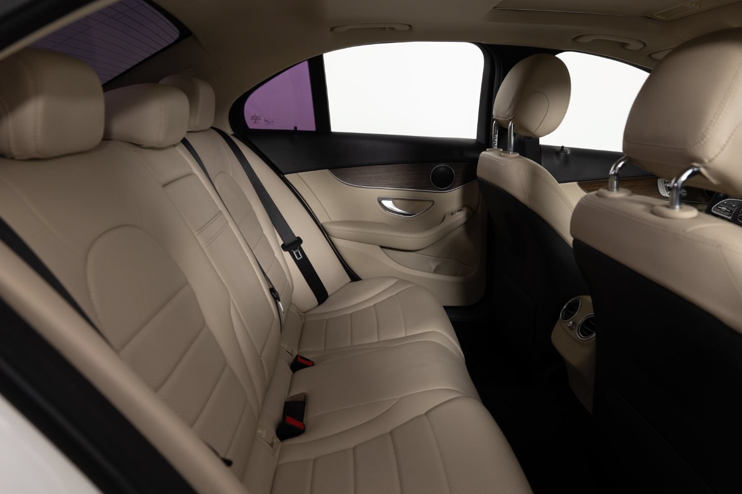 Used 2019 Mercedes-Benz C 300 Sedan image 24