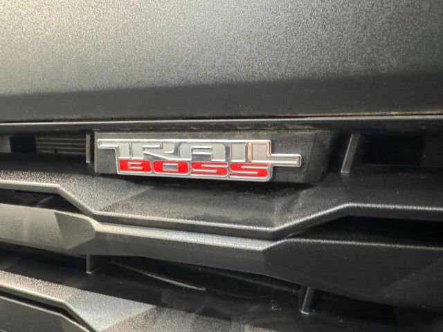 Used 2024 Chevrolet Colorado Trail Boss w/ Advanced Trailering Package AWD/4WD image 35