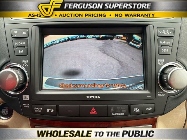 Used 2012 Toyota Highlander Limited w/ Tow Pkg AWD/4WD image 13