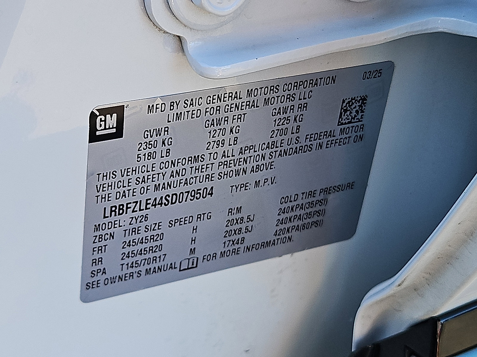 Certified 2025 Buick Envision Sport Touring AWD/4WD image 26