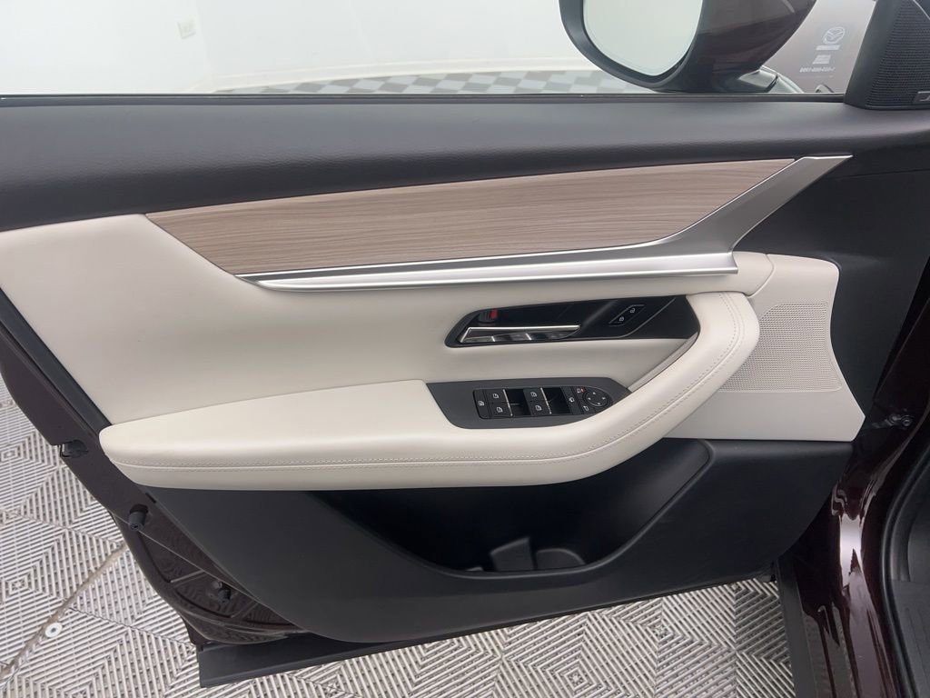 Used 2024 MAZDA CX-90 Plug-In Hybrid w/ Premium Plus image 21