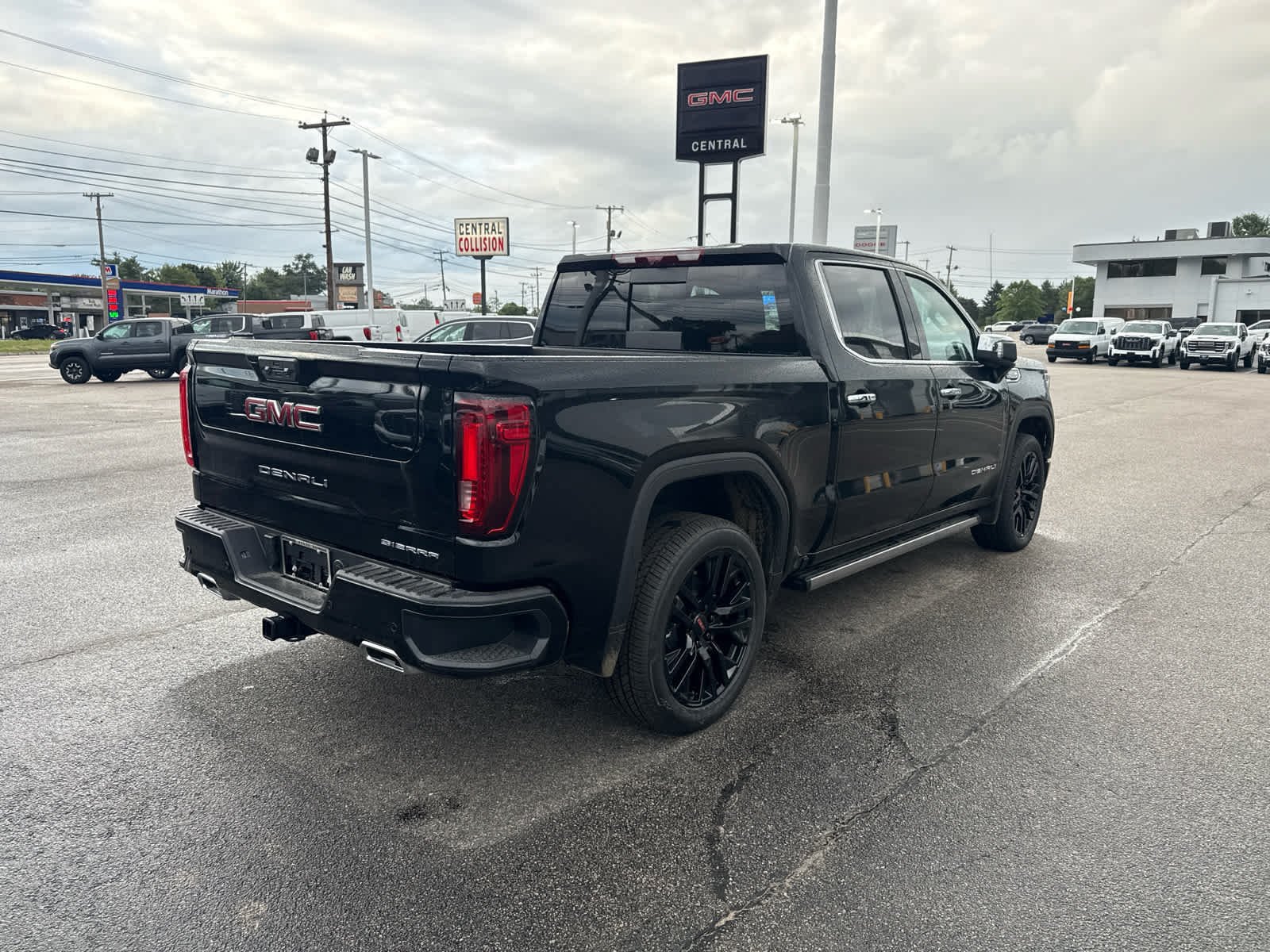New 2026 GMC Sierra 1500 Denali w/ Technology Package AWD/4WD image 5