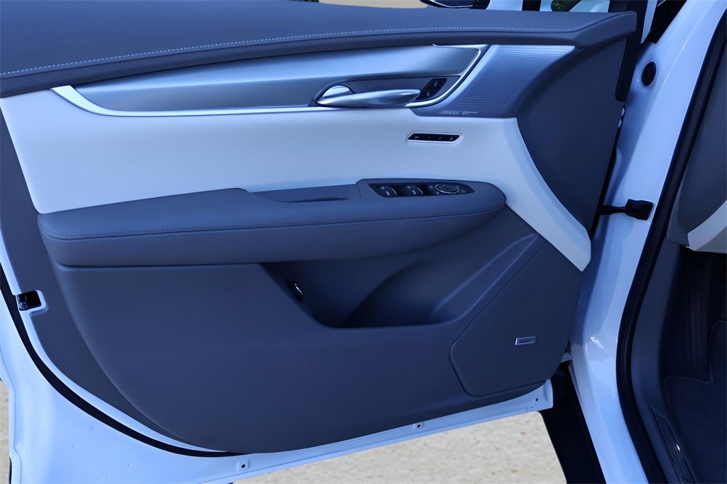 New 2026 Cadillac XT5 Premium Luxury image 10