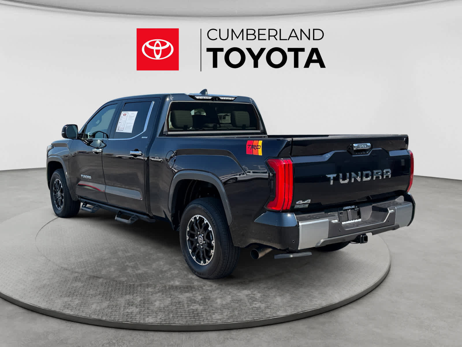 Used 2026 Toyota Tundra Limited AWD/4WD image 3