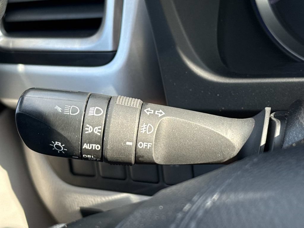 Used 2019 Toyota Highlander XLE AWD/4WD image 23