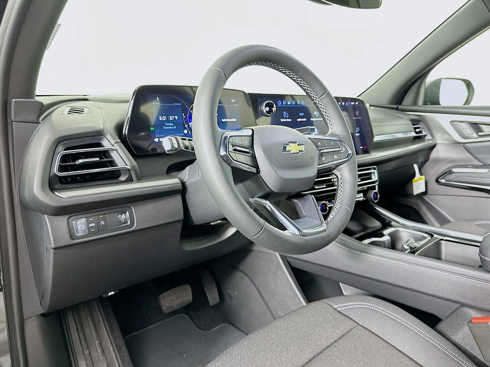 New 2026 Chevrolet Traverse LT image 9