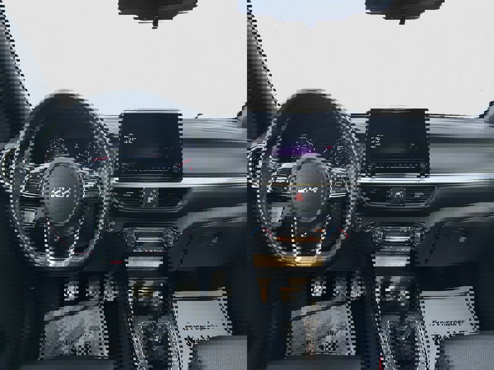 Used 2022 Kia Forte GT image 11