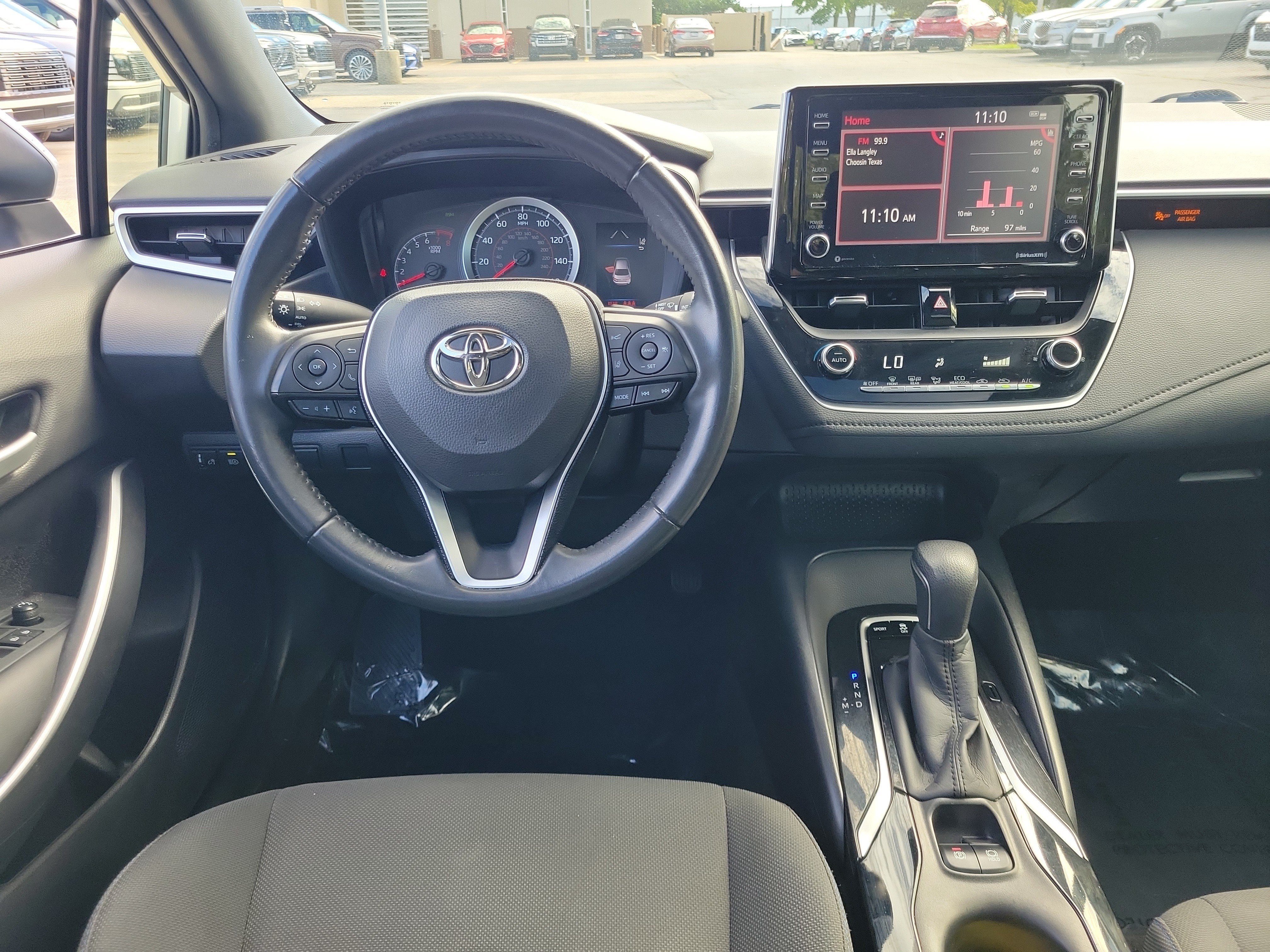 Used 2021 Toyota Corolla SE w/ SE Premium Package FWD image 10