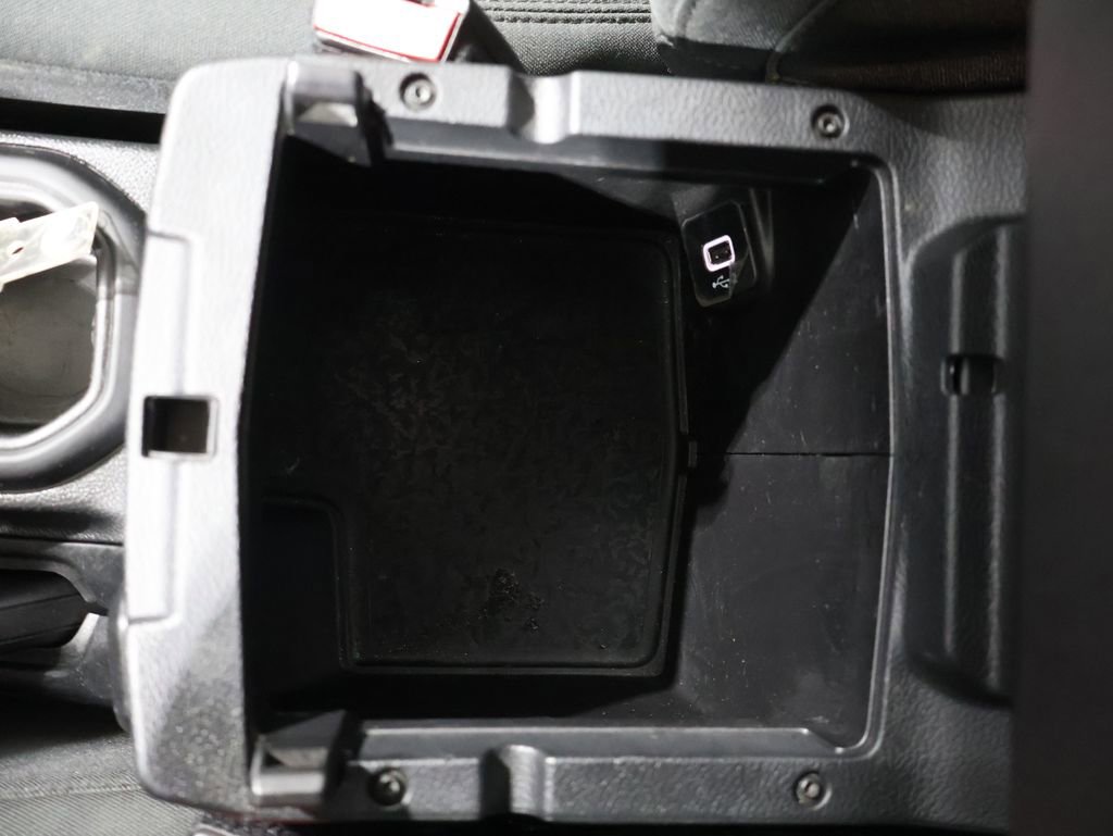 Used 2021 Jeep Wrangler Willys image 29