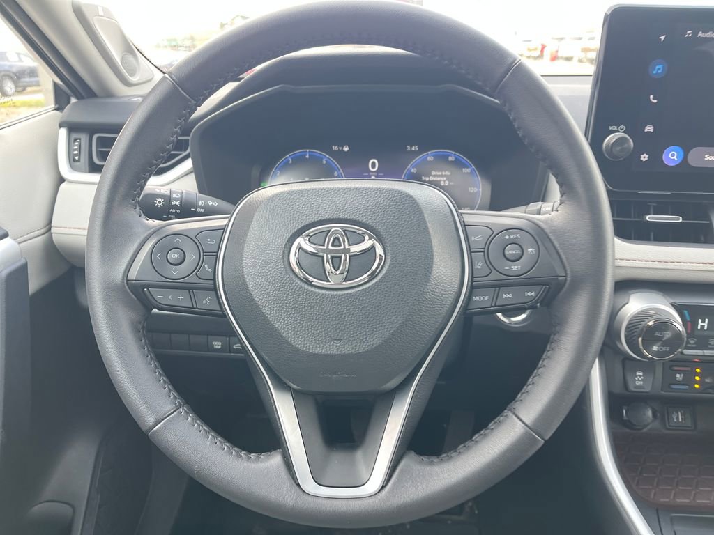 Used 2024 Toyota RAV4 Limited image 15