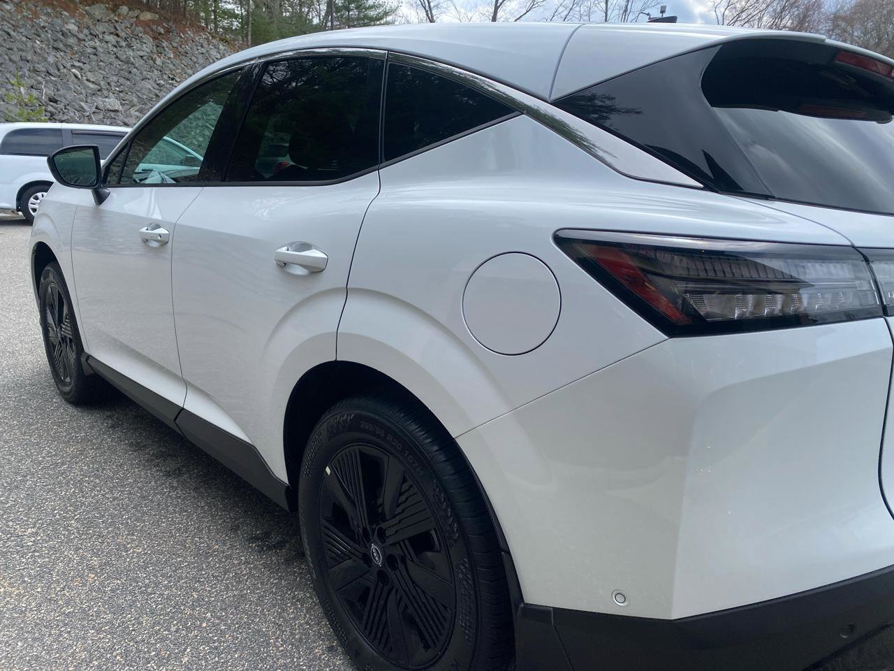 Used 2025 Nissan Murano SV w/ Cargo Package image 35