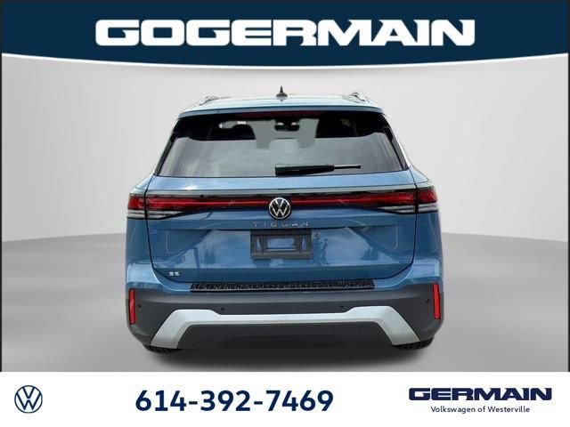 New 2026 Volkswagen Tiguan SE FWD image 8