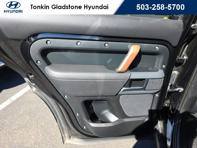 Used 2021 Land Rover Defender 110 X image 26