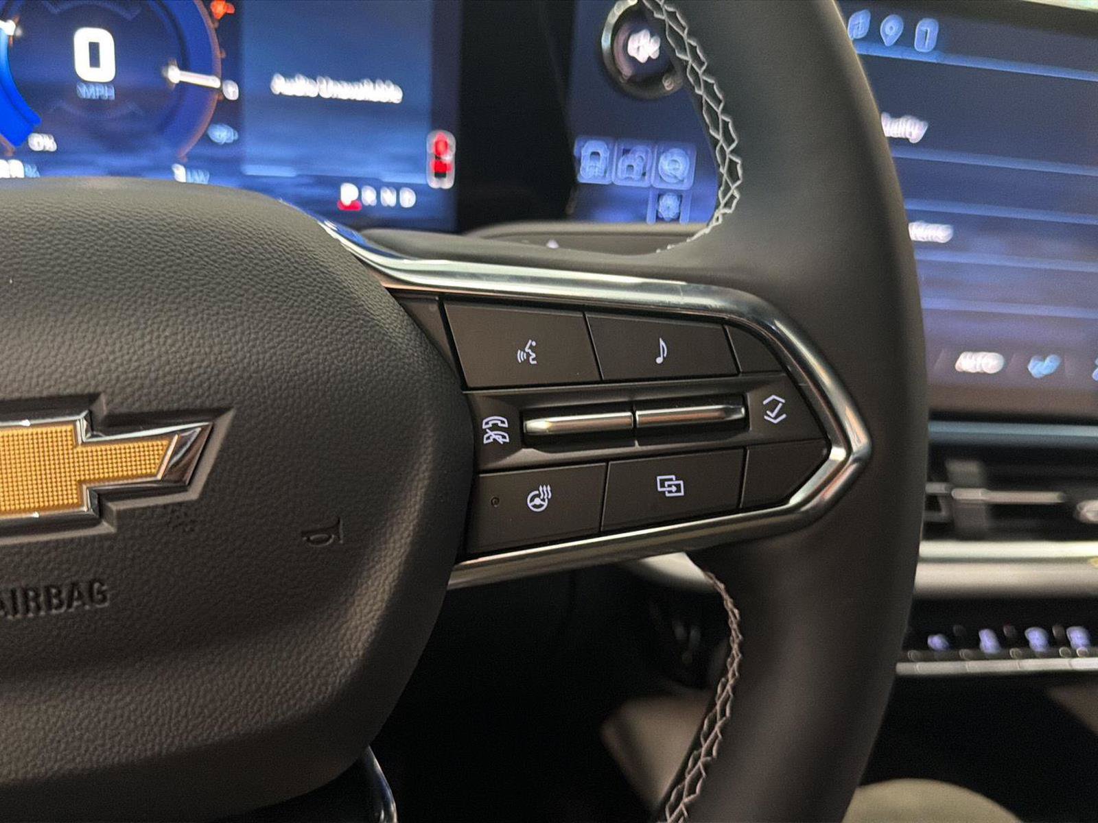 New 2026 Chevrolet Equinox EV LT FWD image 17