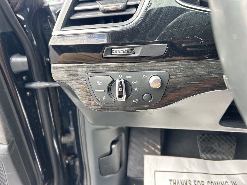 Used 2018 Audi Q7 3.0T Prestige image 8