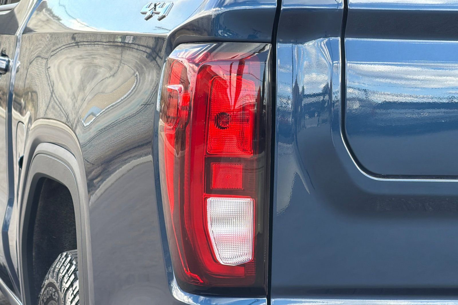 Used 2021 GMC Sierra 1500 Elevation image 42