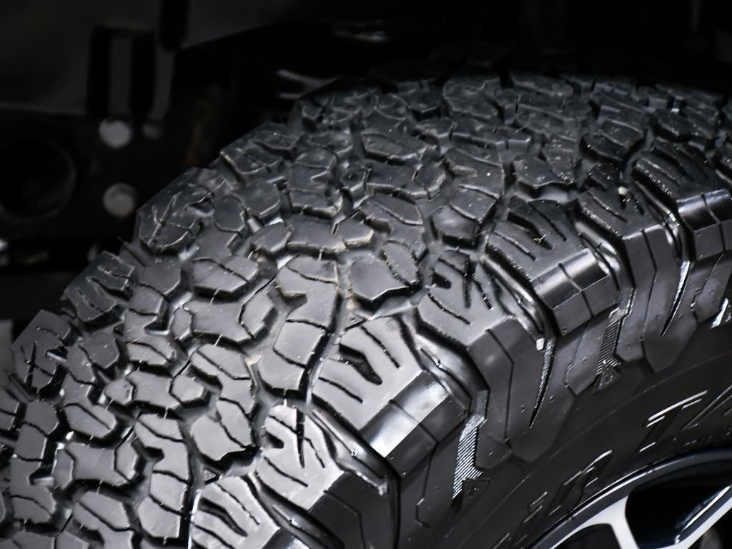 Used 2023 Jeep Wrangler Unlimited Rubicon 4xe w/ Cold Weather Group AWD/4WD image 75