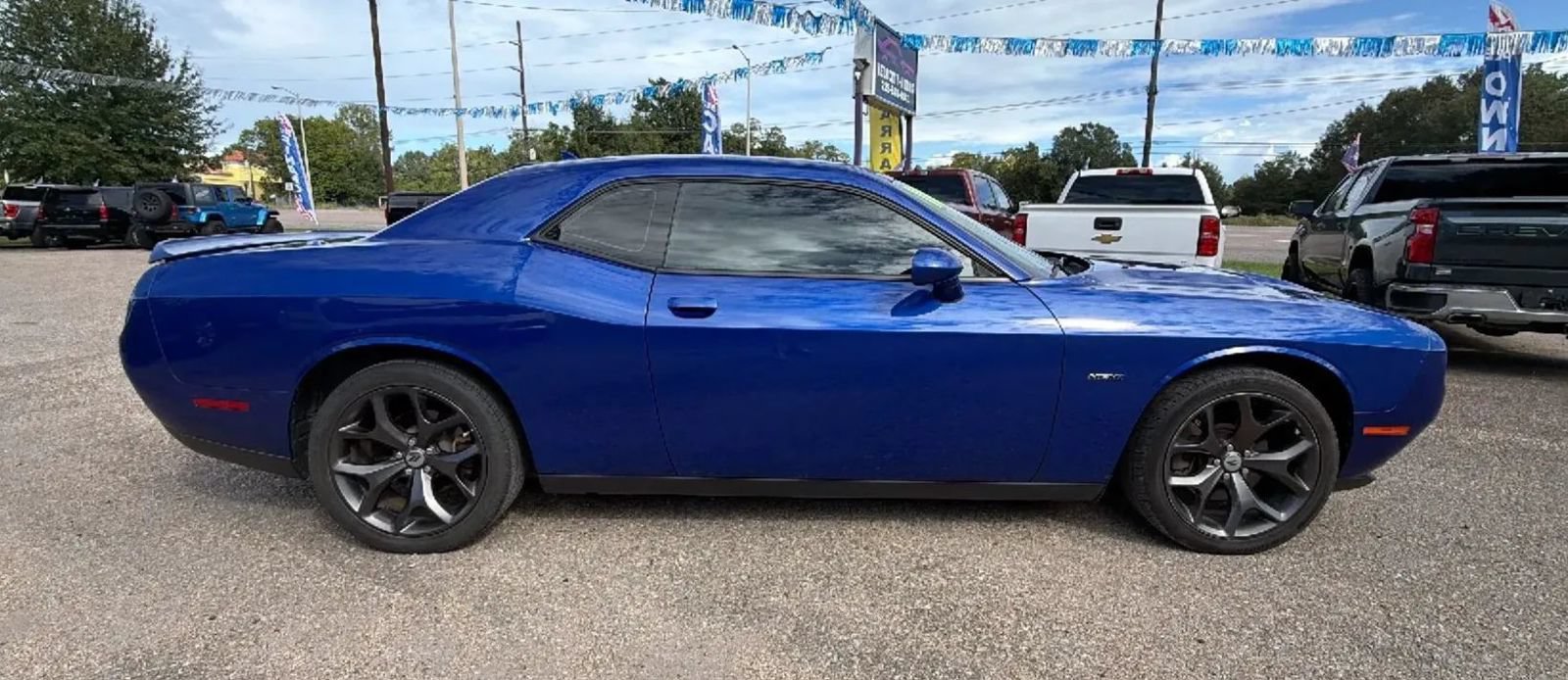 Used 2018 Dodge Challenger R/T Plus RWD image 12
