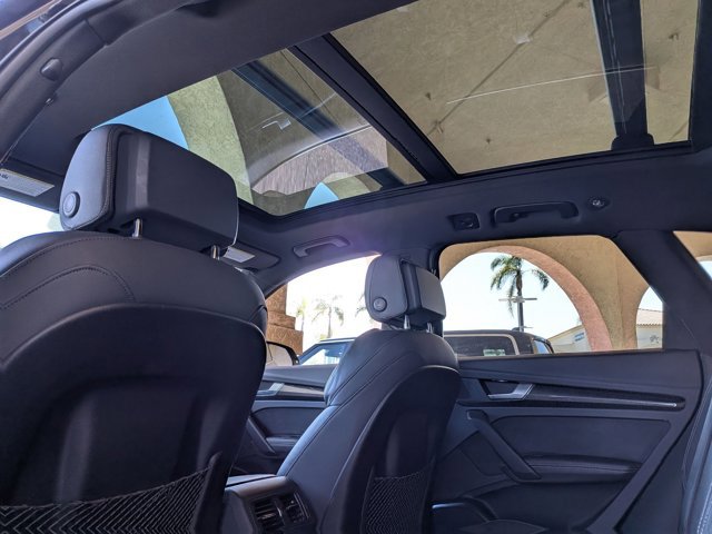 Used 2022 Audi SQ5 Premium Plus w/ Premium Plus Package image 19