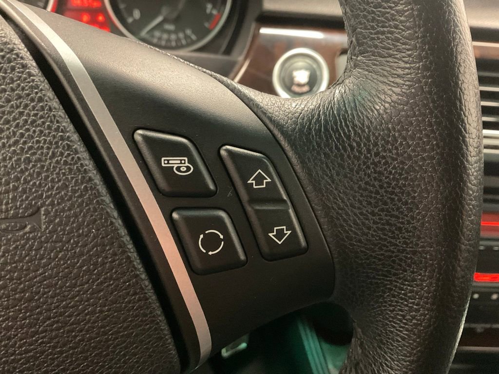 Used 2011 BMW 328i xDrive 328i xDrive image 18