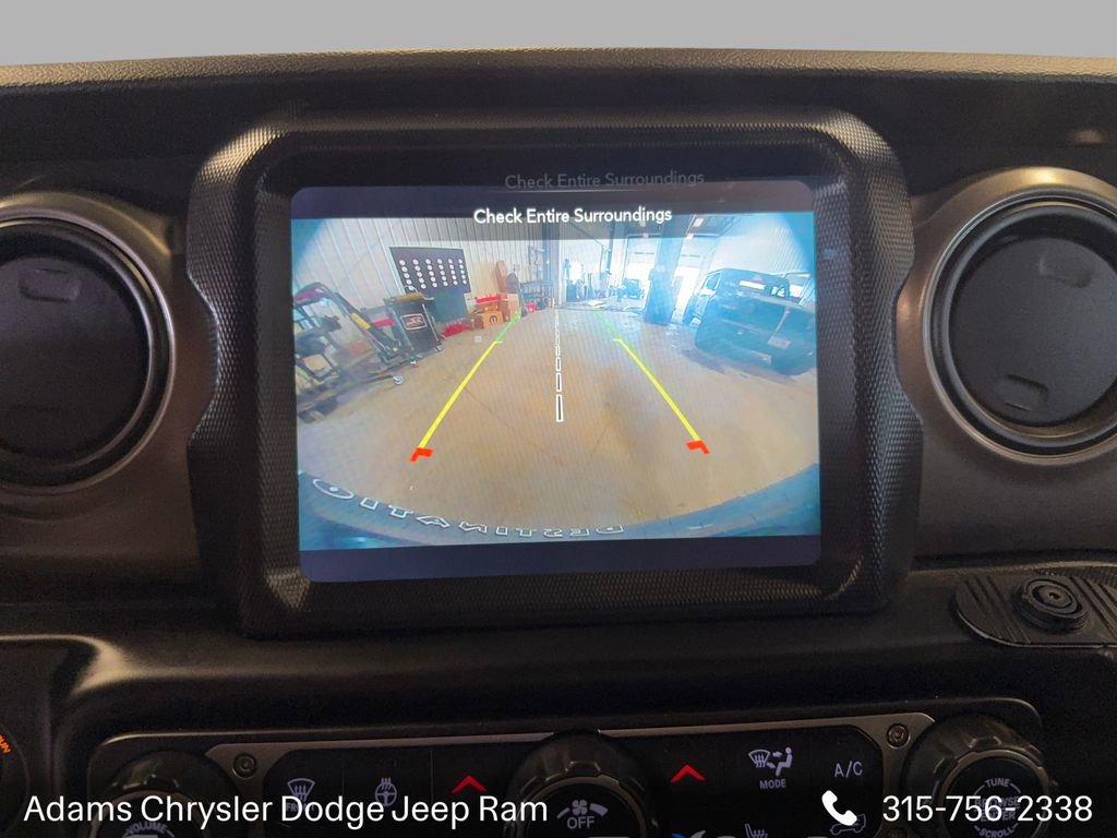 Used 2023 Jeep Wrangler Unlimited w/ Cold Weather Group image 20