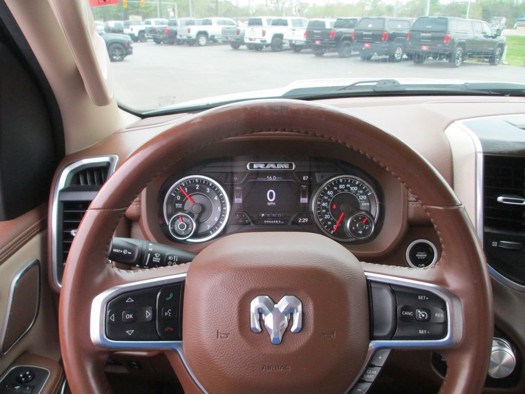 Used 2021 RAM 1500 Laramie AWD/4WD image 33