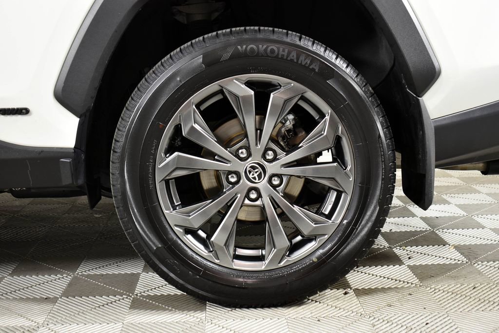 Certified 2022 Toyota RAV4 XLE Premium image 20