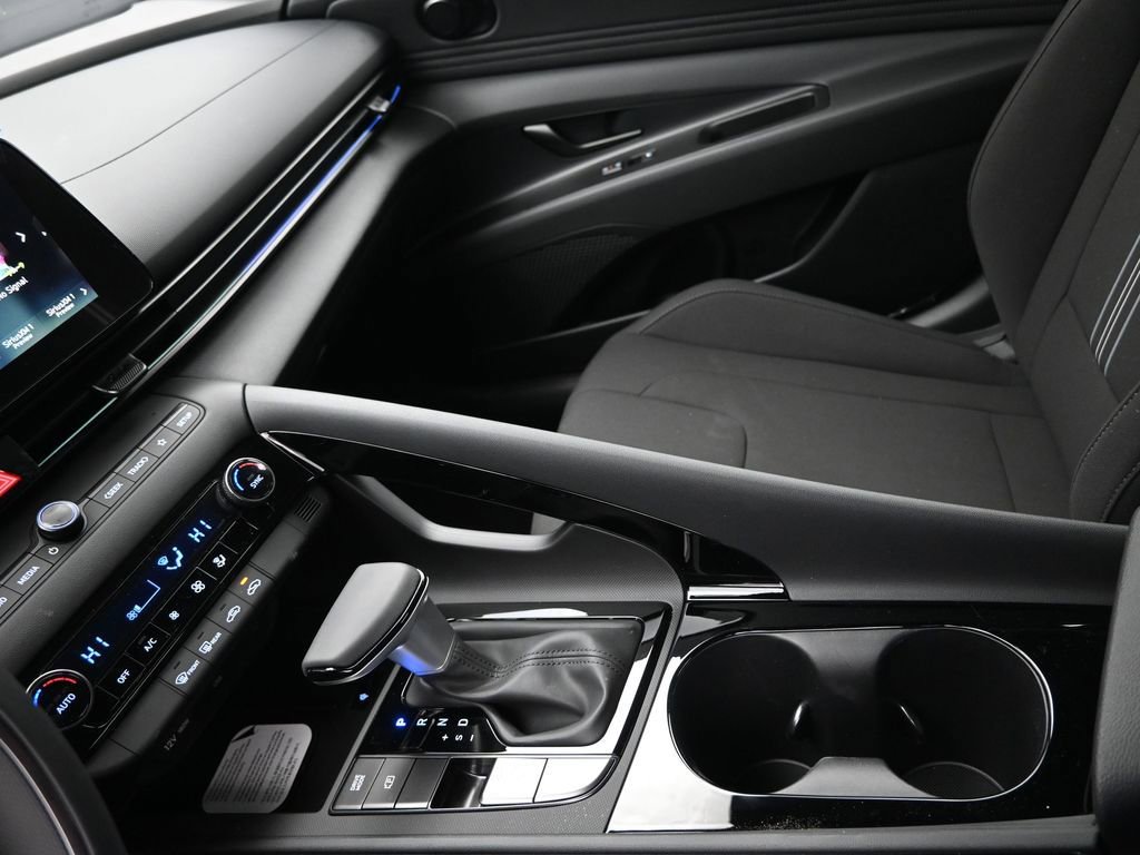 New 2026 Hyundai Elantra Sport w/ Cargo Package image 18