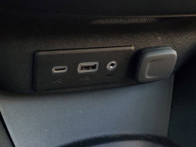 Used 2021 Chevrolet Malibu LS image 23