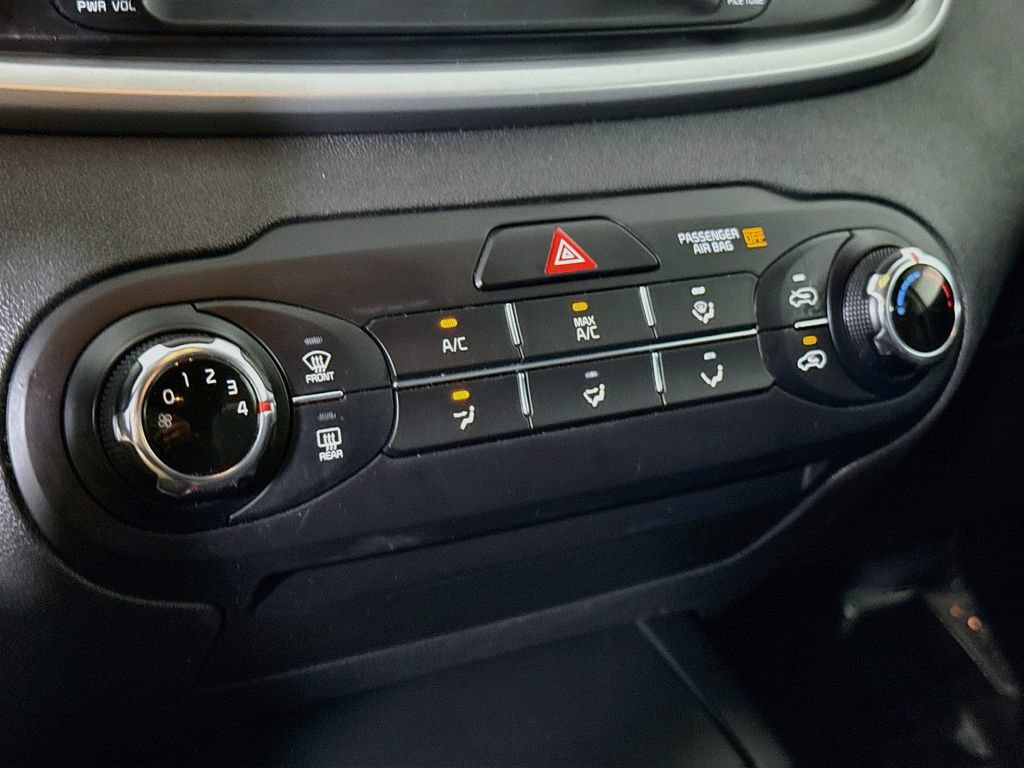 Used 2020 Kia Sorento FWD V6 image 7
